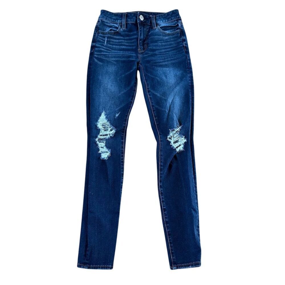 American Eagle Hi-Rise Distressed Jeans Size 0